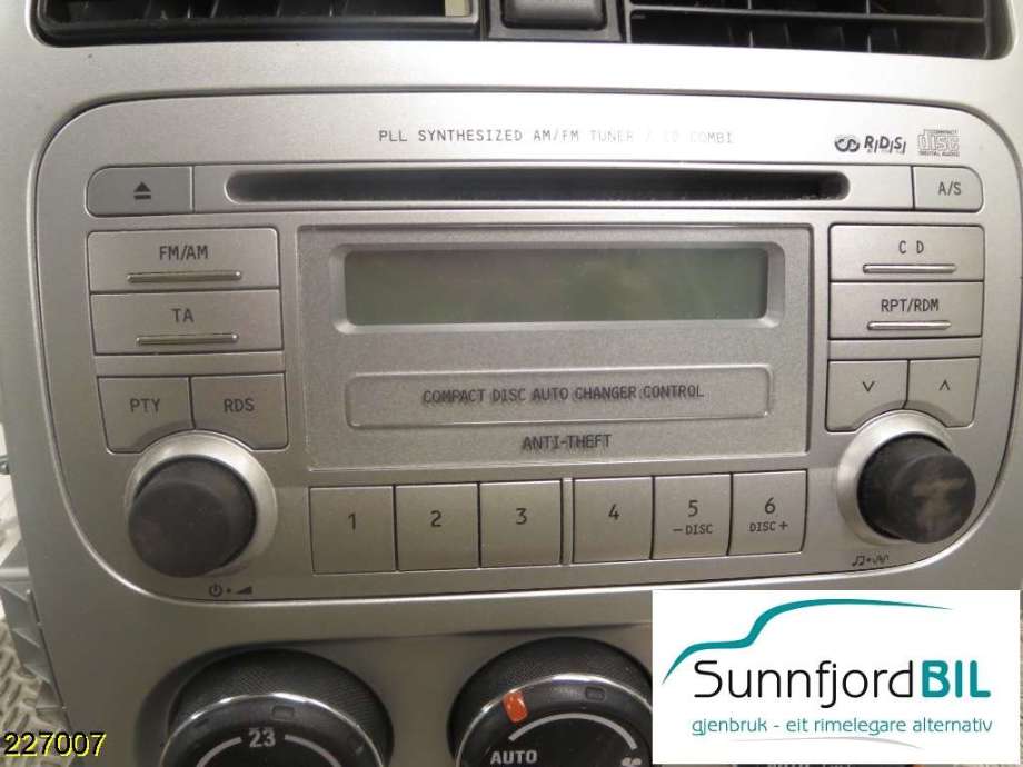 Bilstereo til Suzuki Liana, 2004-2010 (Fase 2)  (SUZUKI|3910159J80)