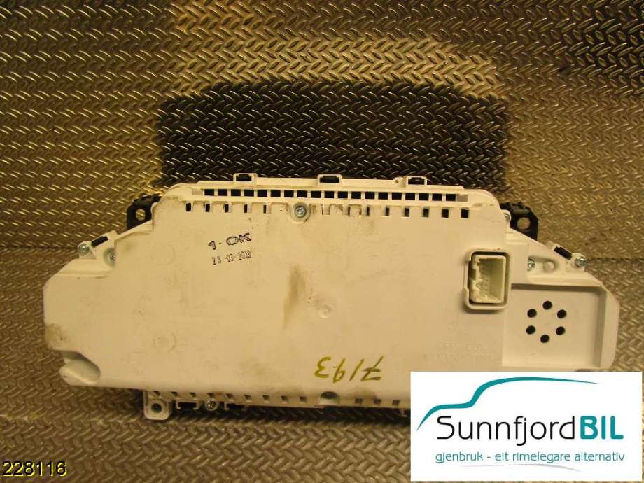Instrumentpanel til Volvo V40 2012-2019  (VOLVO|31376803|)