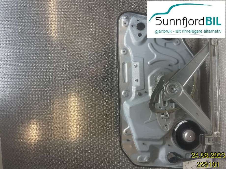 Ruteheis til Volvo S40, 2004-2007 (Type II, Fase 1)  (VOLVO|31253513)