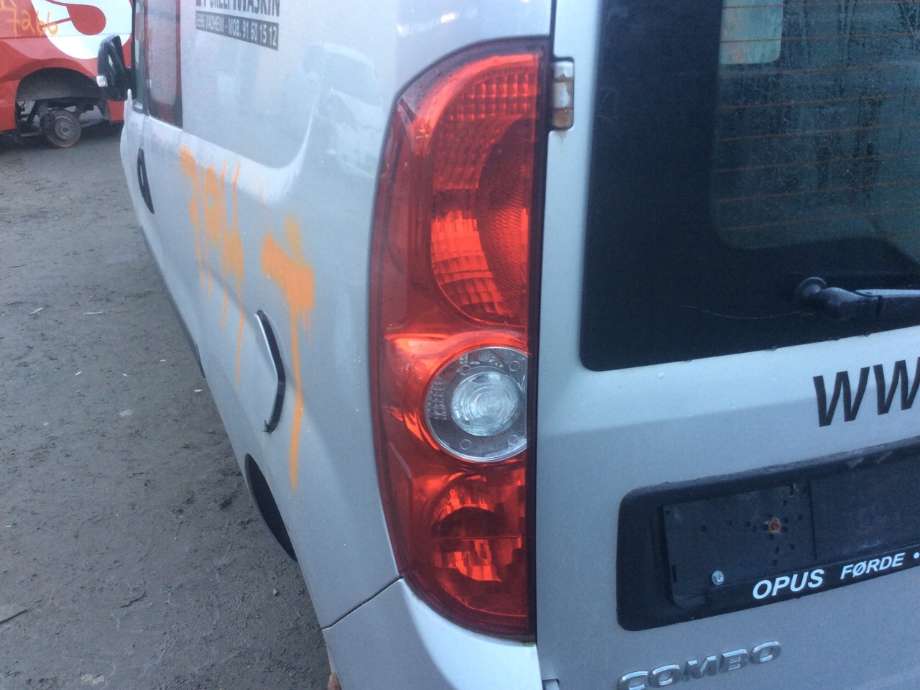 Baklykt venstre til Opel Combo C, 2002-2011 (OPEL|)