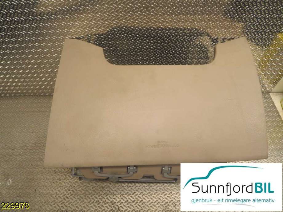 Airbag kne til Toyota RAV4, 2006-2009 (Type III, Fase 1)  (TOYOTA|300285607M36)