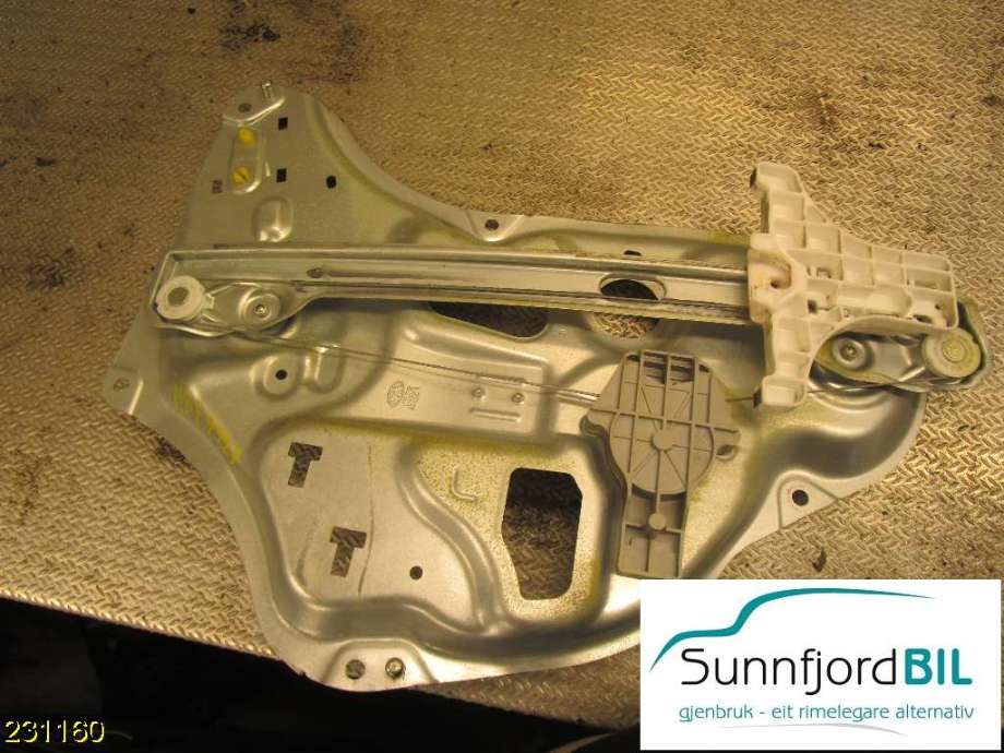 Ruteheis til Hyundai Ix35, 2010-2015  (HYUNDAI|83480-2Y040)