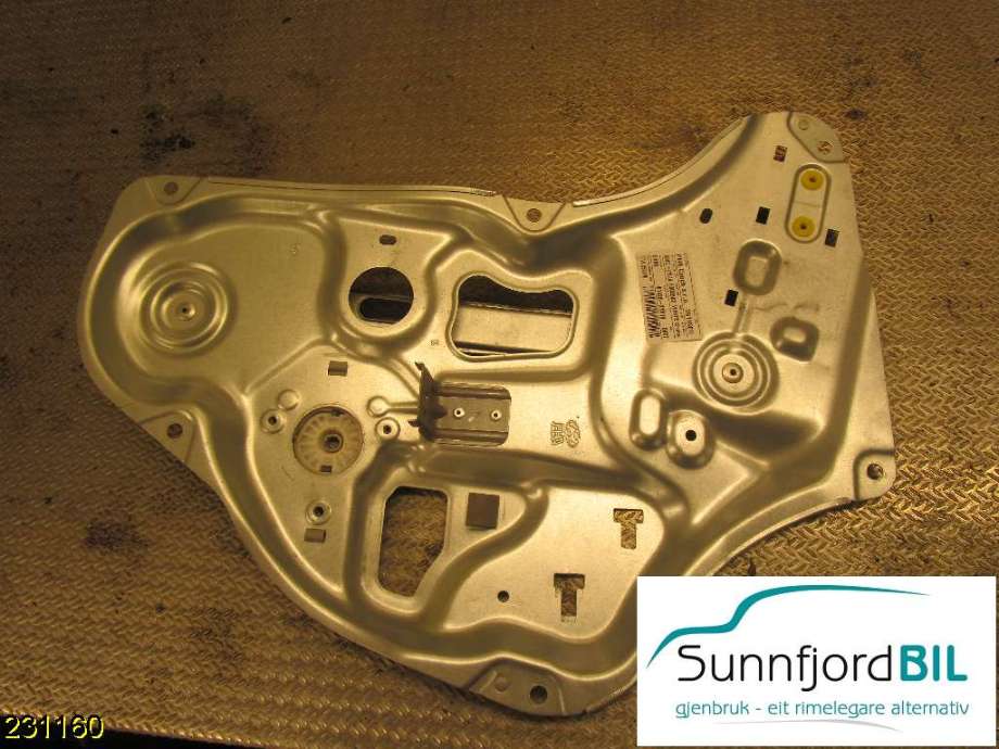 Ruteheis til Hyundai Ix35 2010-2015  (HYUNDAI|83480-2Y040|)