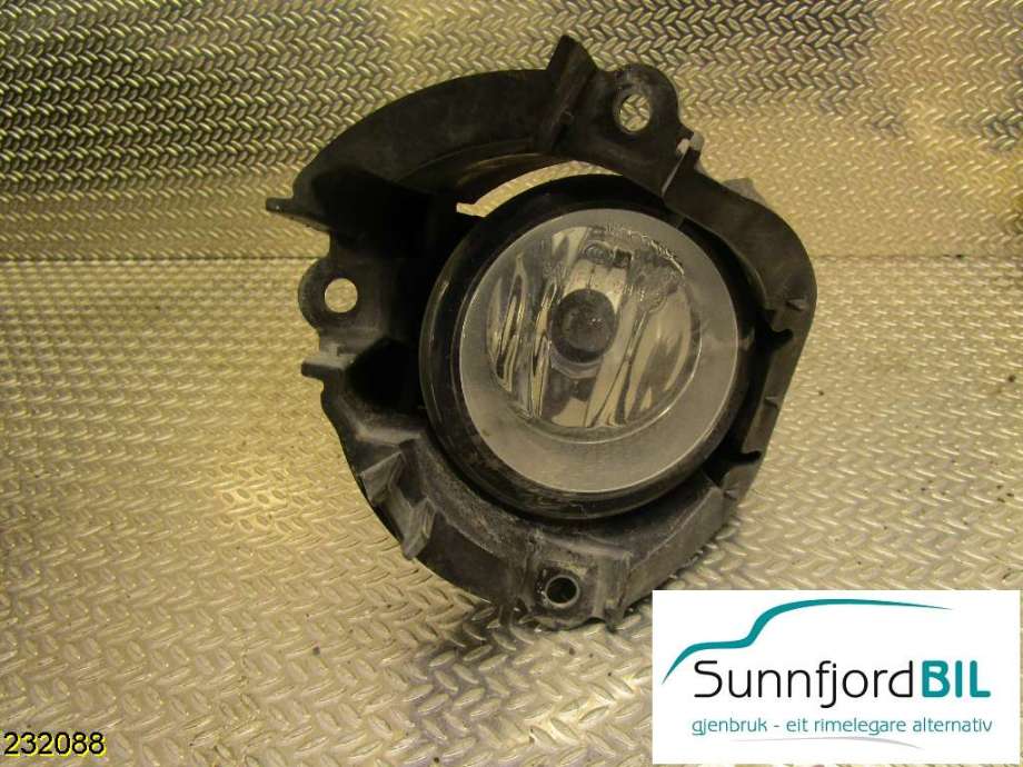 Tåkelykt høyre foran til Toyota RAV4, 2006-2009 (Type III, Fase 1) (TOYOTA|892110657)