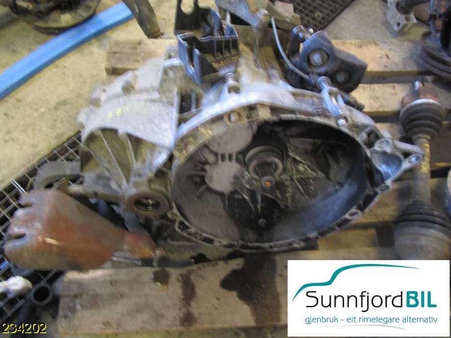 Girkasse manuell 6-trinn til Volvo V50 2004-2007 (Fase 1) (VOLVO|8252196|MMT6|)
