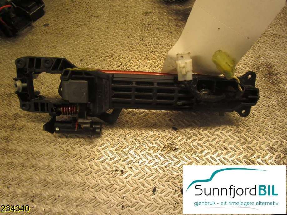 Dørhåndtak utv høyre foran til Suzuki SX4 2009-2013 (Type I, Fase 2)  (SUZUKI|)