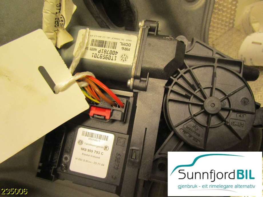 Ruteheis venstre foran til VW Touran 2003-2006 (Type I, Fase 1)  (VOLKSWAGEN||1K0959793C)