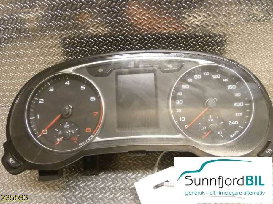 Instrumentpanel til Audi A1 2010-2014 (Type I, Fase 1)  (AUDI|8X0920930C|)