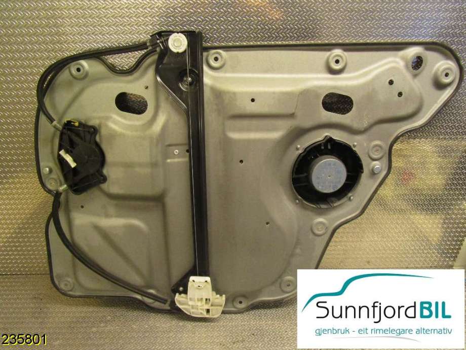 Ruteheis til VW Touran 2003-2006 (Type I, Fase 1)  (VOLKSWAGEN|1T0839755|)