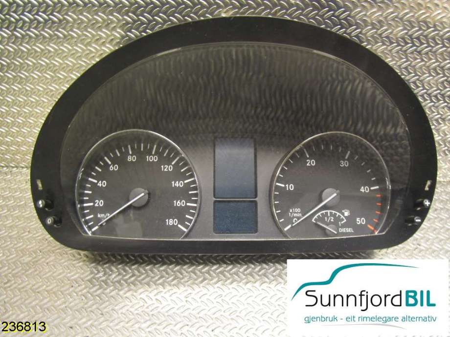 Instrumentpanel til Mercedes Sprinter 2013-2018 (Fase 2) (906) (906) (MERCEDES|A9069009402|)