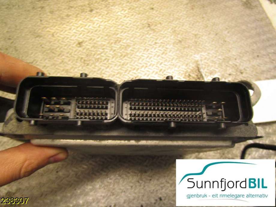 Styreenhet motor til Toyota Auris 2010-2012 (Type I, Fase 2)  (TOYOTA|0281017097|)