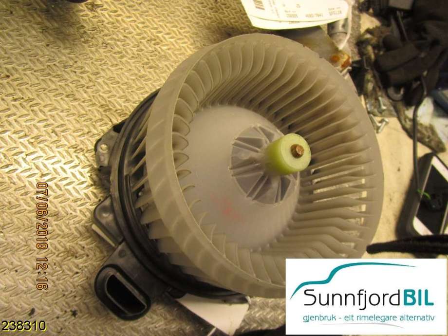 Varmeapparat motor til Toyota Auris 2010-2012 (Type I, Fase 2)  (TOYOTA|AV272700-8083|)