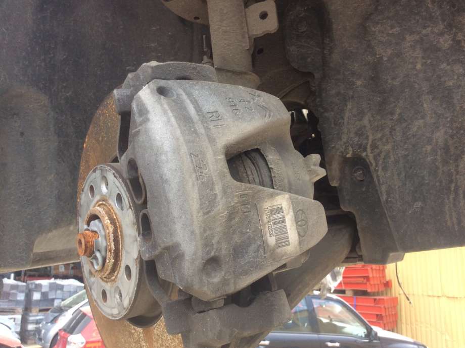 Bremsecaliper høyre foran til Toyota Proace, 2016-->> (Type II)  (TOYOTA|)