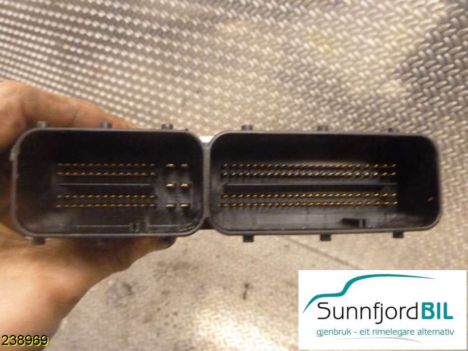Styreenhet motor til BMW X3 2007-2010 (Fase 2) (E83) (E83) (BMW||0281016065)