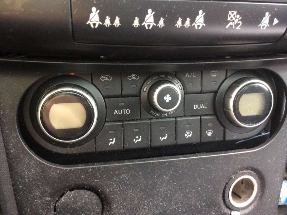 Varmeapparat betjening til Nissan Qashqai 2007-2010 (Type I, Fase 1) (NISSAN|27500JD45A|)