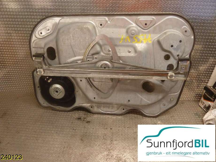 Ruteheis til Ford Focus 2008-2010 (Type II, Fase 2) (FORD|7M51A203A29DC|)