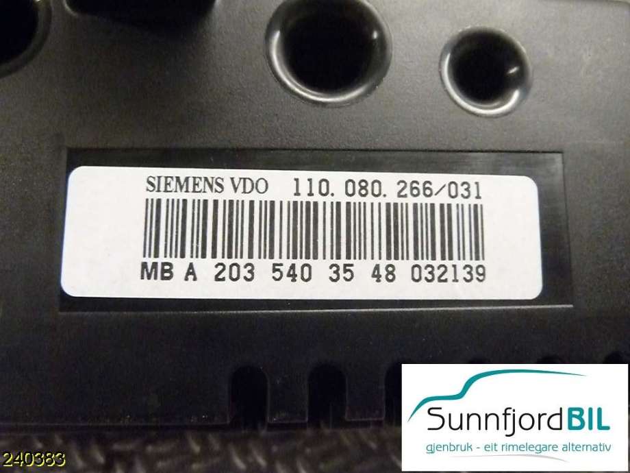 Instrumentpanel til Mercedes C-Klasse 2004-2007 (Fase 2) (W203) (W203) (MERCEDES|A2035403548|)
