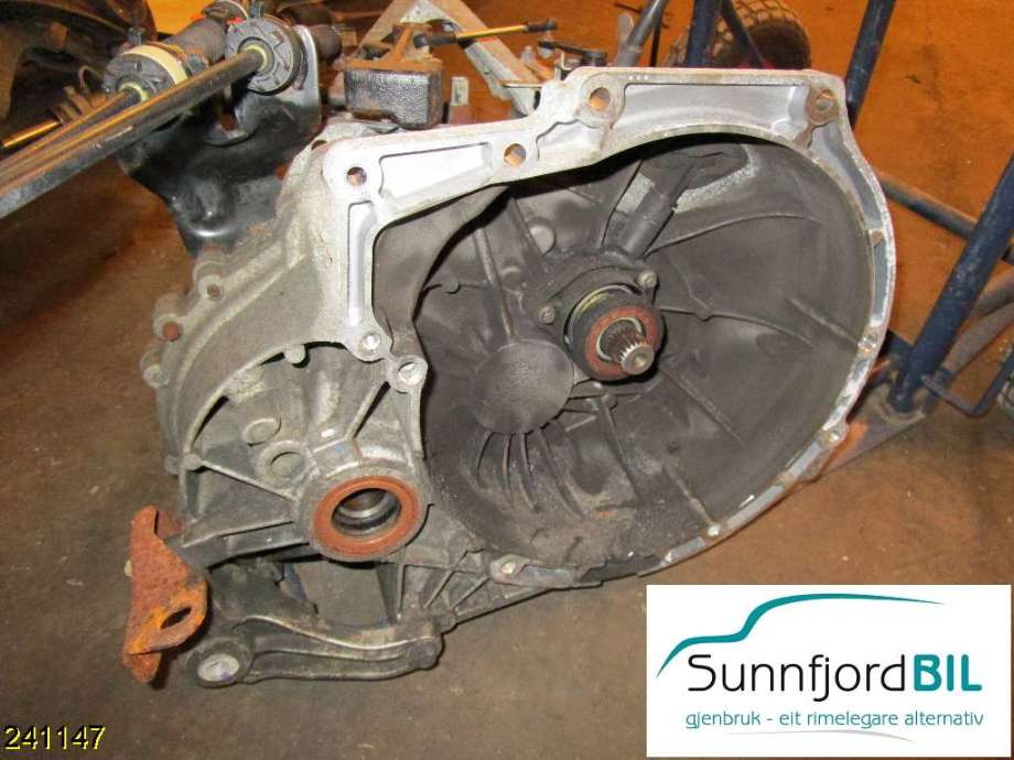 Girkasse manuell til Volvo V50, 2007-2012 (Fase 2)  (VOLVO|9N5R7002WB)