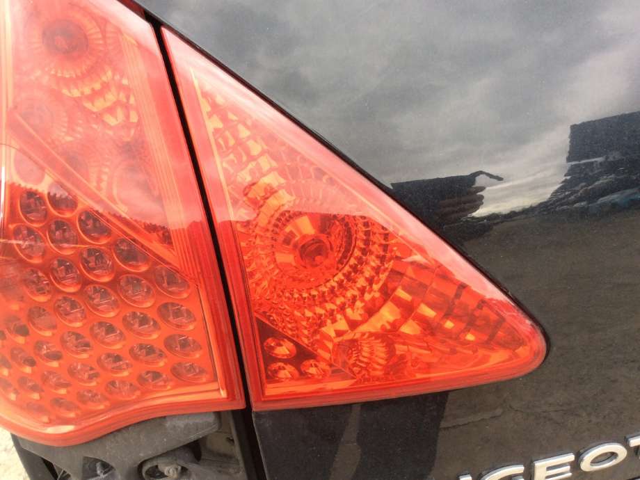 Baklykt venstre indre til Peugeot 3008, 2009-2016 (Type I)  (PEUGEOT|)