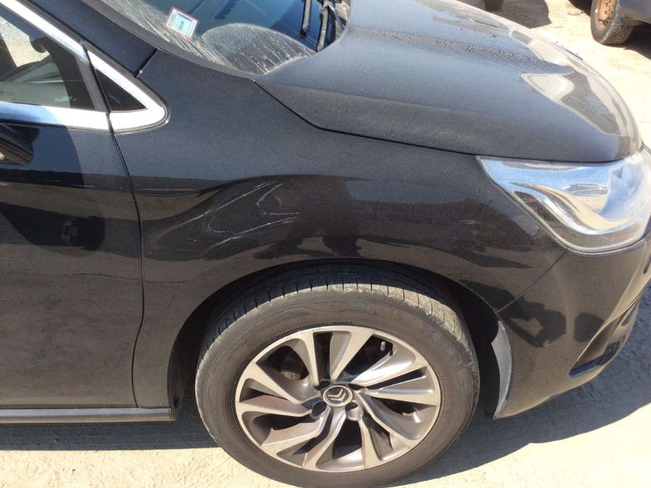 Skjerm høyre foran til Citroën DS4, 2011-2017  (CITROEN|7841 CC)