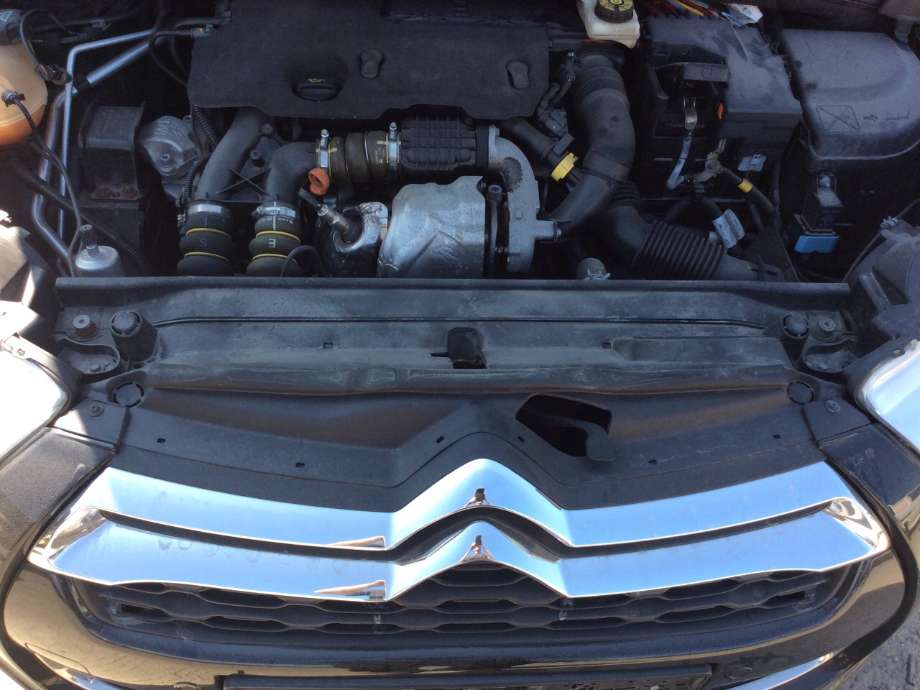 Frontplate til Citroën DS4, 2011-2017  (CITROEN|7104V2)