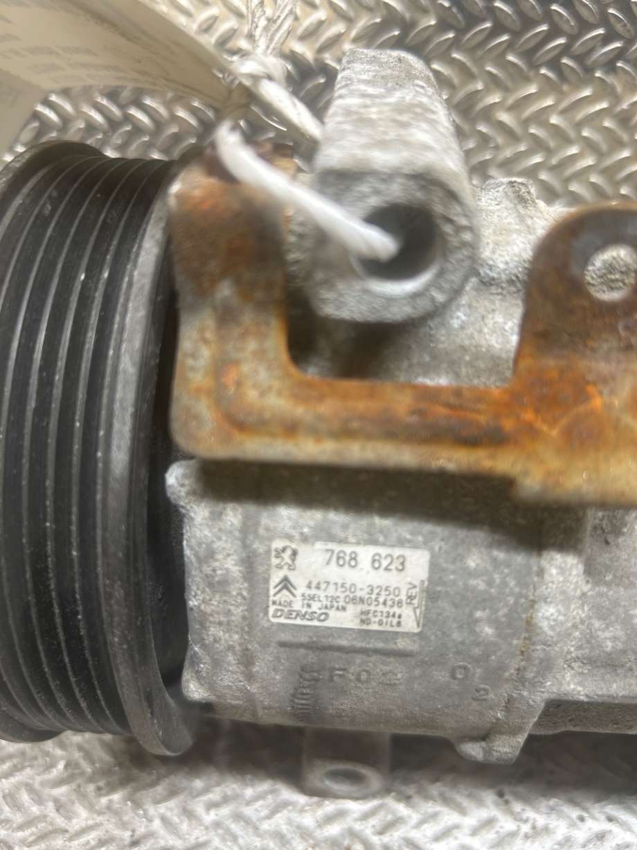 Aircondition kompressor til Citroën DS4 2011-2017  (CITROEN|9822101380|4471503250|9676862380)