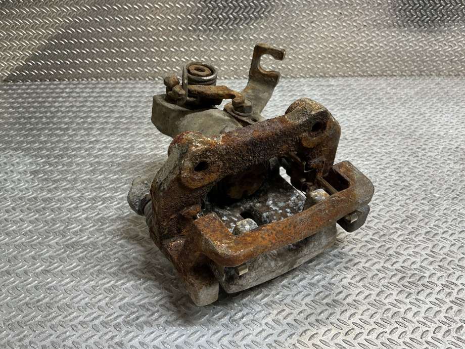 Bremsecaliper venstre bak til Suzuki Vitara 2015-->> (Type IV)  (SUZUKI|55402-61M00-999|)
