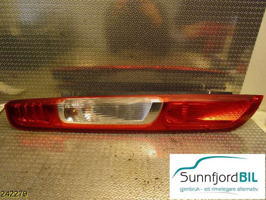 Baklykt venstre til Ford Focus 2004-2007 (Type II, Fase 1)  (FORD|4M5113405A|)