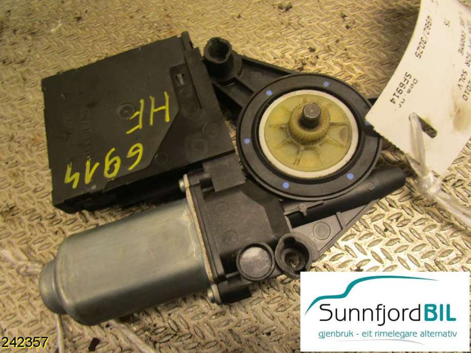 Ruteheis høyre til VW Touran 2003-2006 (Type I, Fase 1) (VOLKSWAGEN|1K0959792C|)