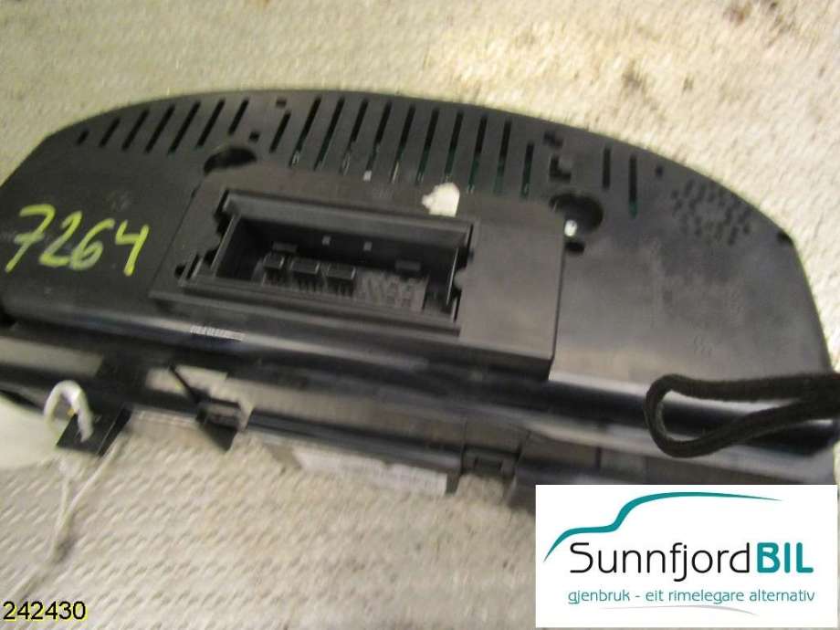Instrumentpanel til VW Passat 2005-2010 (B6) (B6) (VOLKSWAGEN|3C0920|)