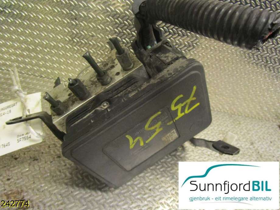 ABS sentral til Mazda 3, 2013-2016 (Type III, Fase 1)  (MAZDA|BHR1437AD)
