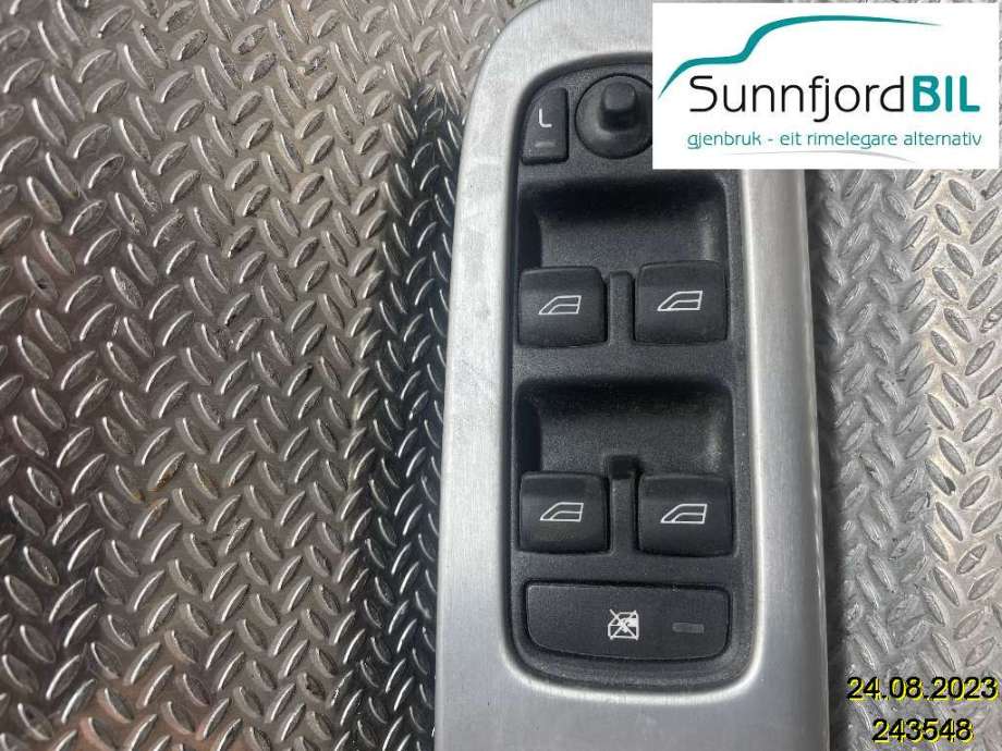 Bryter ruteheis til Volvo S40 2004-2007 (Type II, Fase 1)  (VOLVO|30773428|)