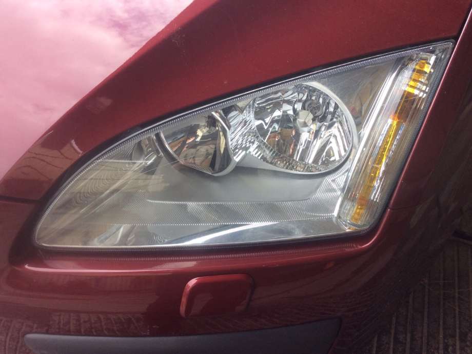 Frontlykt venstre halogen til Ford Focus, 2004-2007 (Type II, Fase 1) (FORD|4M5113W030)