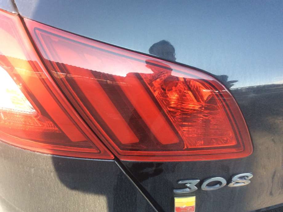 Baklykt venstre indre til Peugeot 308, 2013-2021 (Type II)  (PEUGEOT|9677818380)