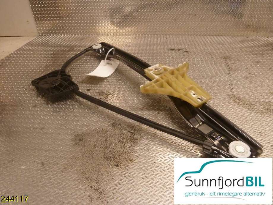 Ruteheis til VW Amarok 2010-2016 (Type I, Fase 1)  (VOLKSWAGEN|2H0837401G|)