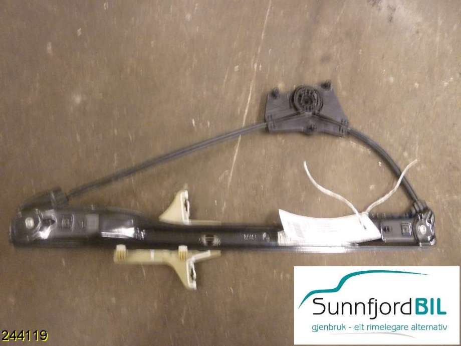 Ruteheis til VW Amarok, 2010-2016 (Type I, Fase 1)  (VOLKSWAGEN|2H0837402G)
