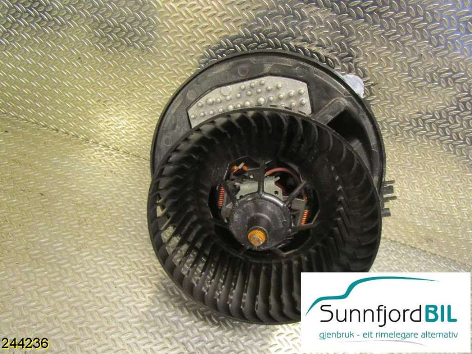 Varmeapparat motor til VW Touran 2015-2021 (Type II)  (T1018604TD|)
