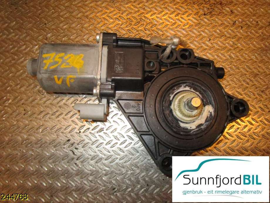 Ruteheis venstre til Hyundai i30, 2007-2012 (Type I)  (HYUNDAI|824502R000)
