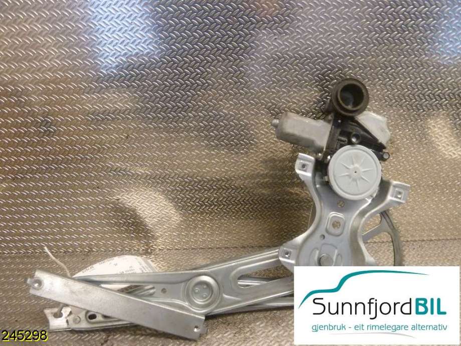 Ruteheis til Toyota Yaris 2012-2014 (Type III, Fase 1)  (TOYOTA|)