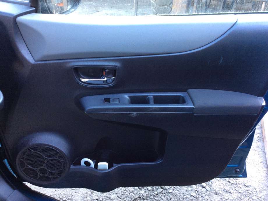 Dørtrekk høyre til Toyota Yaris, 2012-2014 (Type III, Fase 1)  (TOYOTA|)