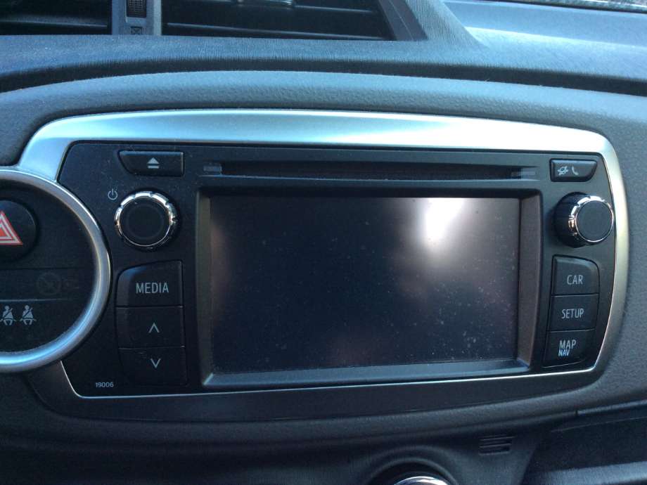 Bilstereo til Toyota Yaris, 2012-2014 (Type III, Fase 1)  (TOYOTA|)
