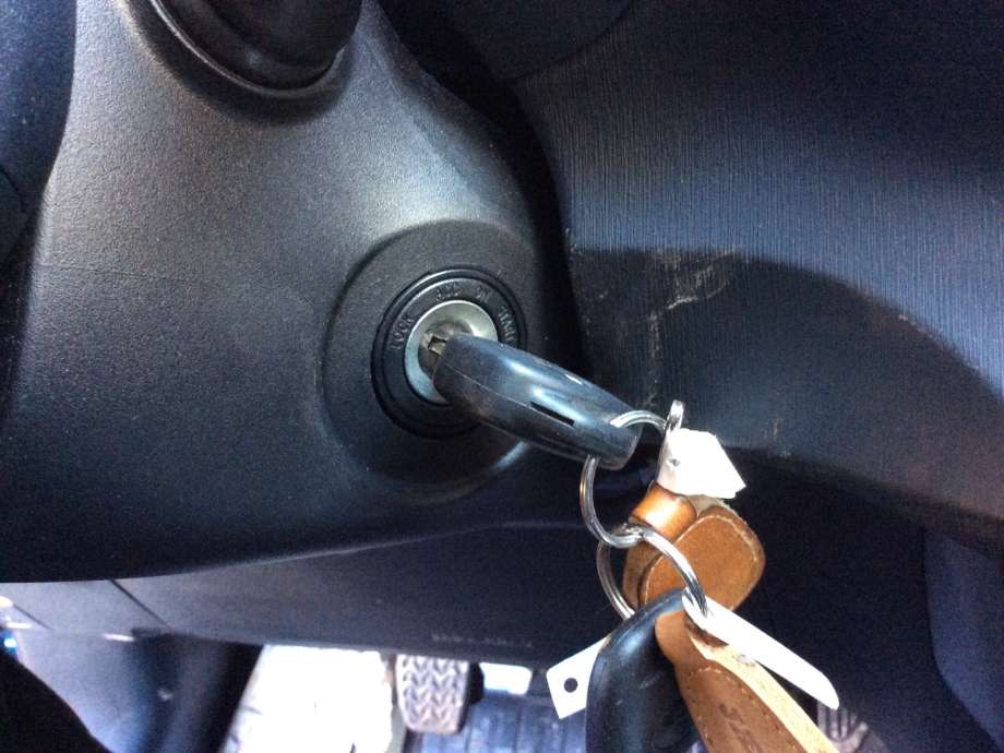 Tenningslås til Toyota Yaris, 2012-2014 (Type III, Fase 1)  (TOYOTA|)