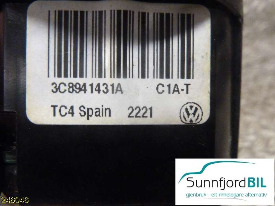 Bryter lys til VW Golf VI 2008-2012  (VOLKSWAGEN|3C8941431A|)
