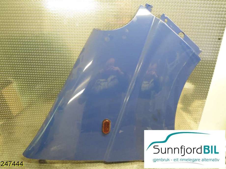 Skjerm høyre foran til Renault Trafic, 2001-2006 (RENAULT|7782524467)