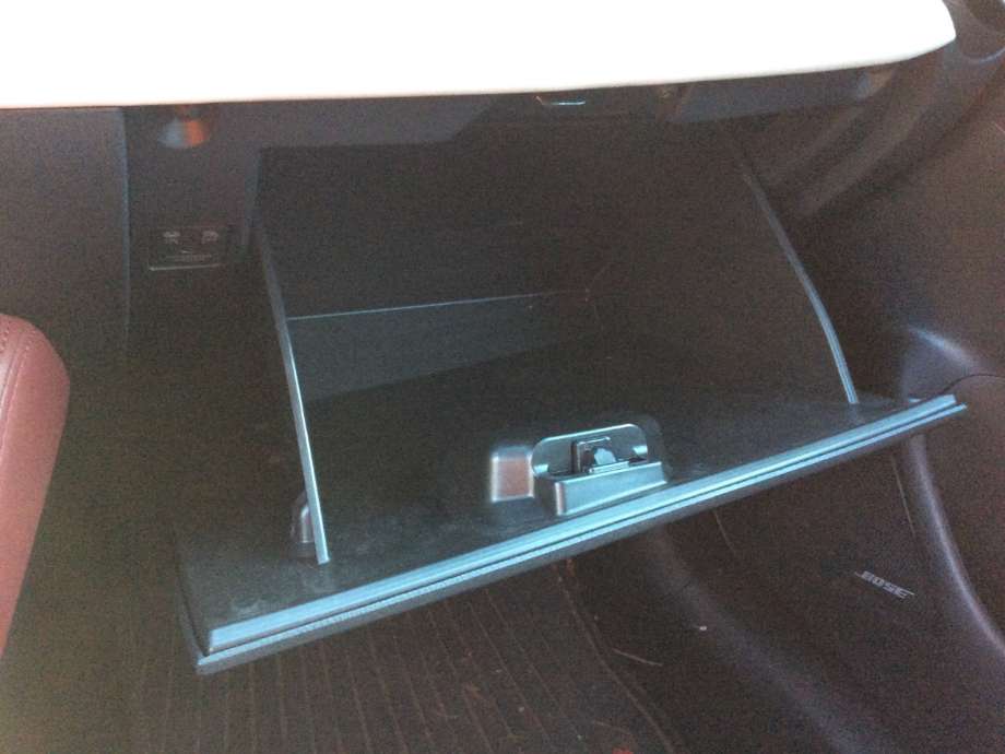 Hanskerom til Mazda CX-3, 2015-2022  (MAZDA|)
