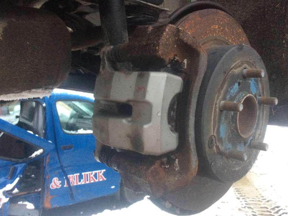 Bremsecaliper høyre bak til Toyota Prius +7, 2012-2020 (Type III) (stasjonsvogn) (stasjonsvogn) (TOYOTA|)