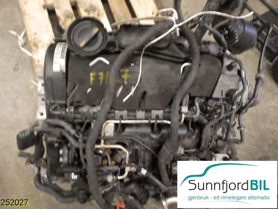 Motor diesel til VW Passat, 2005-2010 (B6) (B6) (VOLKSWAGEN|03L 100 035 C)