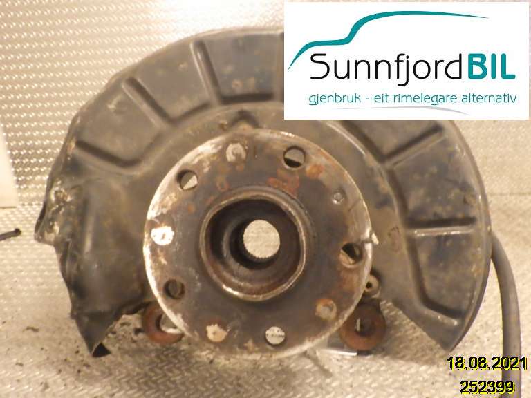 Hjulspindel høyre foran til Škoda Superb, 2008-2015 (Type II)  (SKODA|)