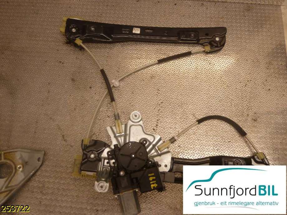 Ruteheis høyre til Opel Insignia A, 2009-2014  (OPEL|966436)