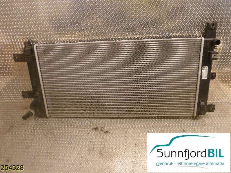 Radiator (automat gir) til Nissan Leaf, 2018-->> (Type II)  (NISSAN|214105SH0A)